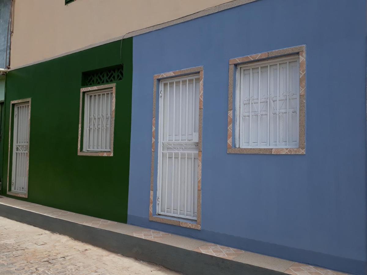Casa Das Cachoeiras So Para Temporadas 伦索伊斯 外观 照片